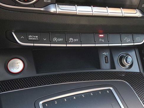 Used 2018 Audi SQ5 Premium Plus AWD/4WD image 27