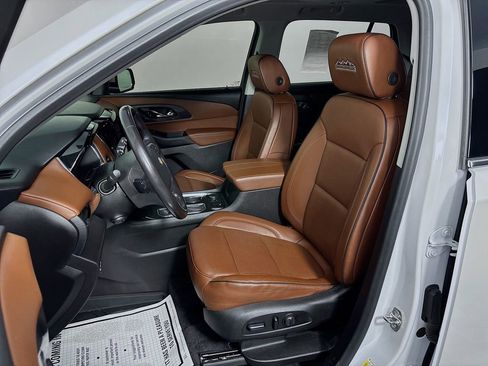 Used 2020 Chevrolet Traverse High Country w/ LPO, Floor Liner Package FWD image 11