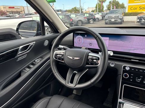Used 2026 Genesis GV80 2.5T AWD/4WD image 32