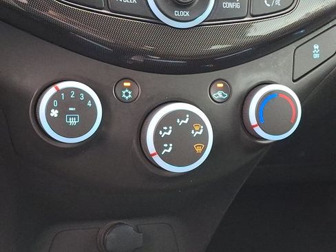 Used 2015 Chevrolet Spark LS FWD image 18