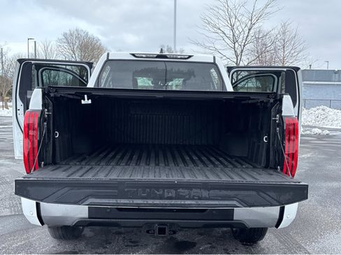 Used 2022 Toyota Tundra Limited image 17