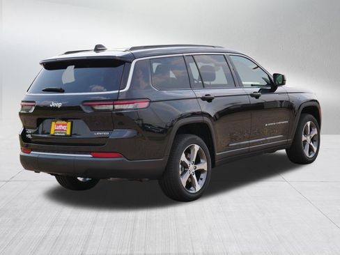 New 2026 Jeep Grand Cherokee L Limited w/ Trailer Tow Package AWD/4WD image 2