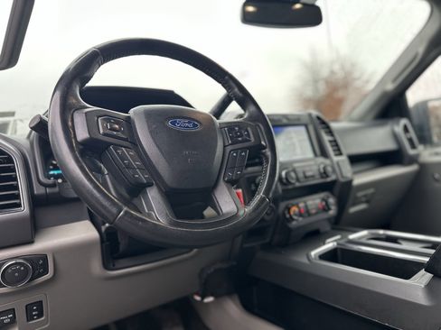 Used 2019 Ford F150 XLT w/ Equipment Group 302A Luxury image 17