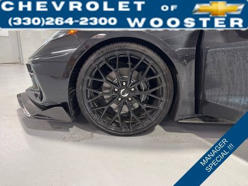 Used 2024 Chevrolet Corvette Stingray Preferred Cpe w/ 2LT image 32