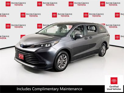 Used 2025 Toyota Sienna LE