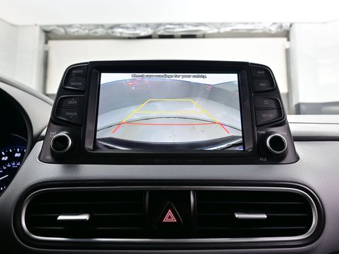 Certified 2021 Hyundai Kona Ultimate w/ Cargo Package image 19