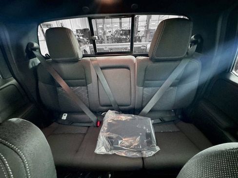 New 2026 Nissan Frontier SV image 19