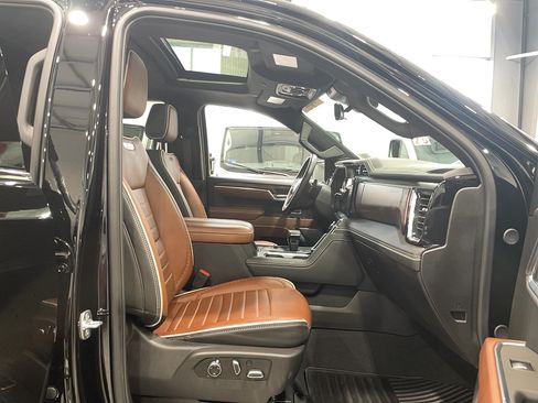 Used 2025 GMC Sierra 1500 Denali Ultimate AWD/4WD image 25