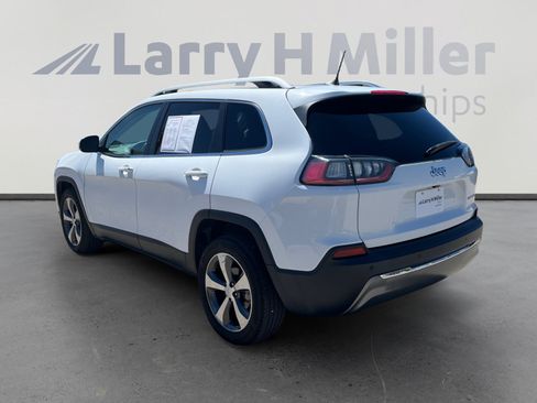 Used 2020 Jeep Cherokee Limited FWD image 3