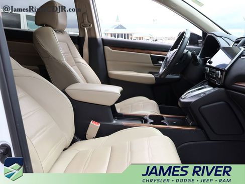Used 2020 Honda CR-V Touring image 9