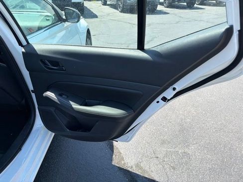 Used 2026 Nissan Altima 2.5 SV FWD image 29