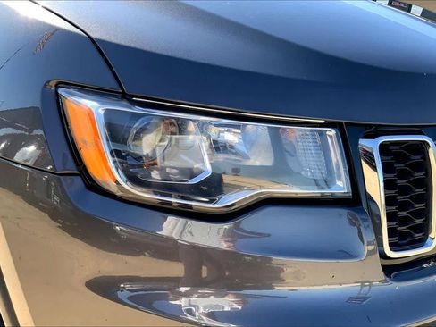 Used 2017 Jeep Grand Cherokee Limited AWD/4WD image 27