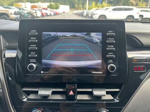 Used 2021 Toyota Camry SE w/ Carpet Mat Package (TMS) FWD image 15