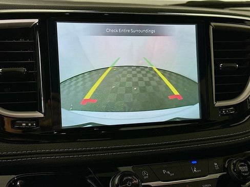 New 2026 Chrysler Pacifica Select w/ S Appearance Package AWD/4WD image 17