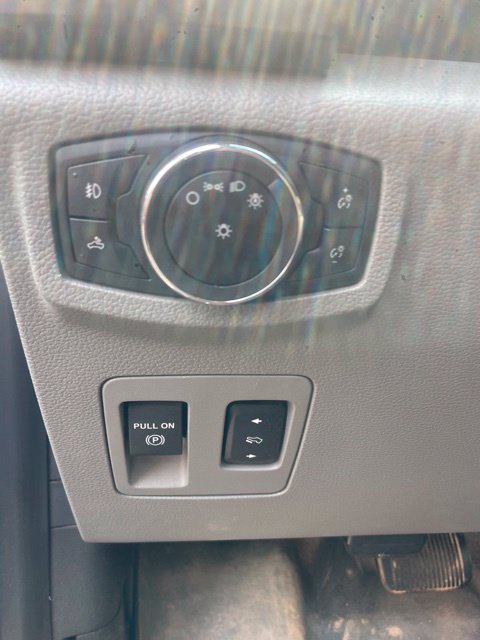 Used 2017 Ford F150 XLT w/ Equipment Group 301A Mid RWD image 5
