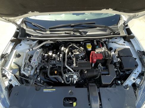 Used 2024 Nissan Sentra SV image 27