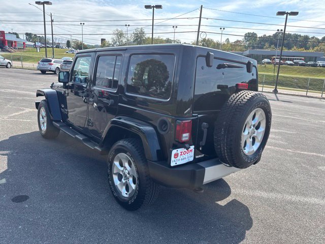 Used 2013 Jeep Wrangler Unlimited Sahara w/ Connectivity Group AWD/4WD image 6