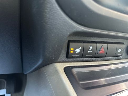 Used 2017 Jeep Patriot High Altitude FWD image 35