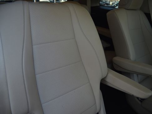 Used 2023 Mercedes-Benz GLS 450 450 image 36