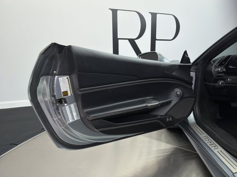 Used 2017 Ferrari 488 Spider RWD image 24