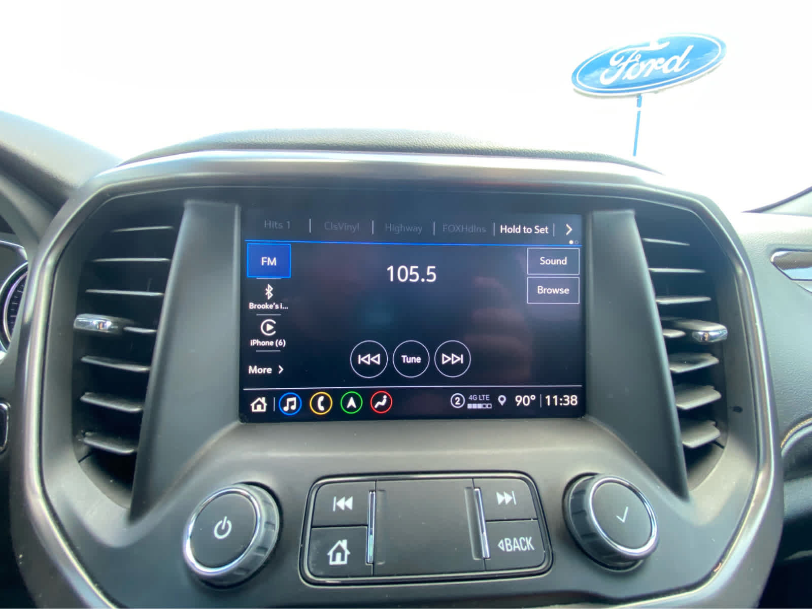 Used 2023 GMC Acadia AT4 AWD/4WD image 36