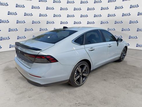Used 2025 Honda Accord Sport image 7