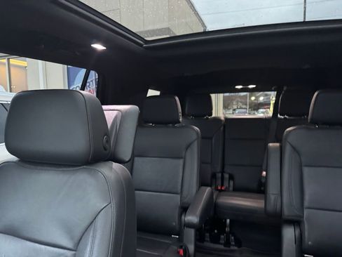 Used 2021 Chevrolet Tahoe LT w/ Rear Media and Nav Package image 19