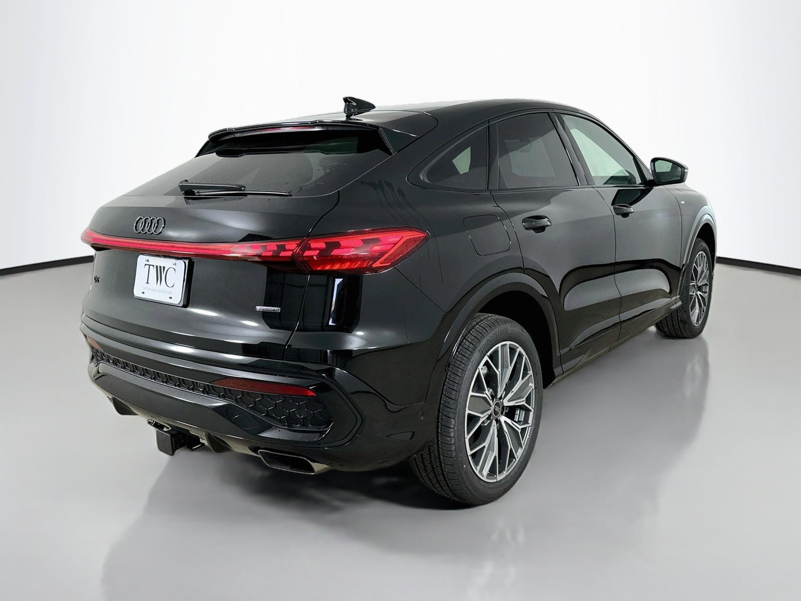 New 2026 Audi Q5 Premium Plus AWD/4WD image 5