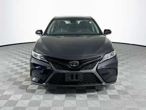 Used 2019 Toyota Camry SE w/ Audio Package image 2