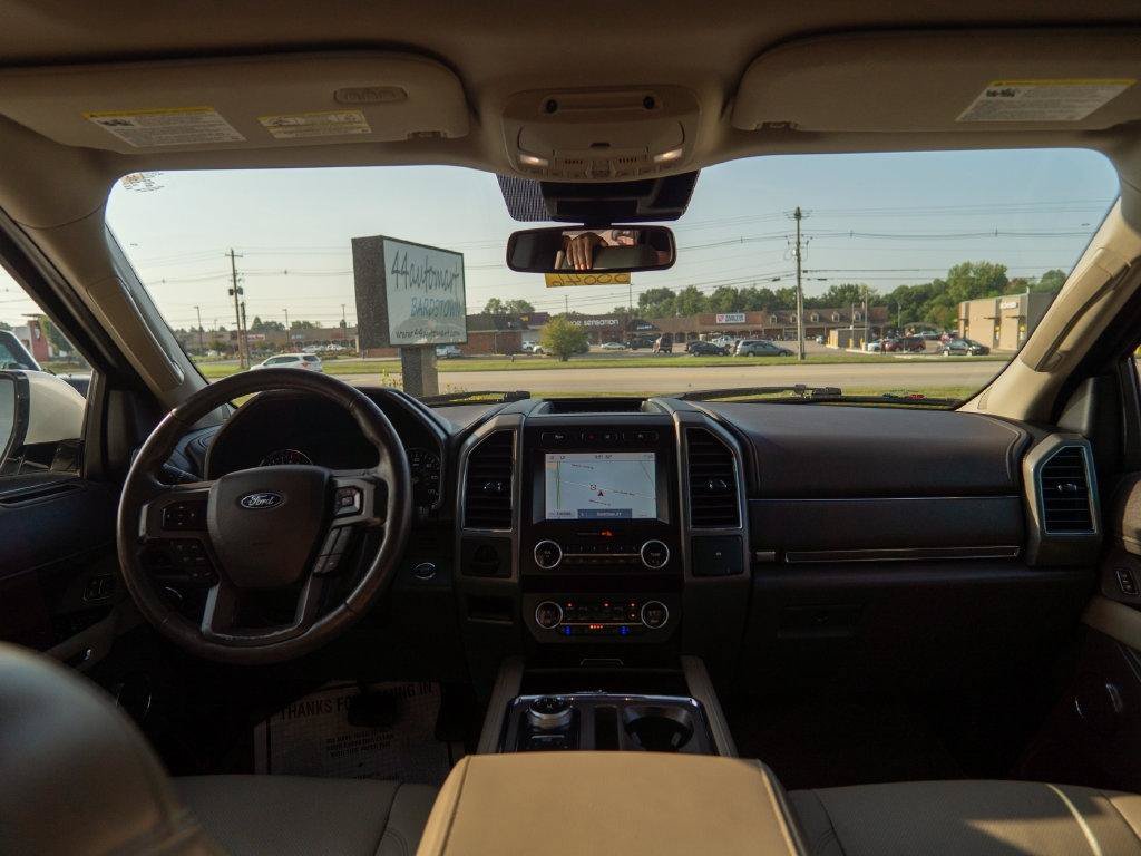 Used 2020 Ford Expedition Max XLT w/ Equipment Group 202A RWD image 16