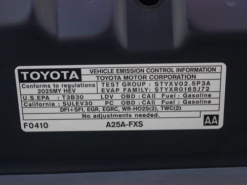 Certified 2025 Toyota Camry SE FWD image 28