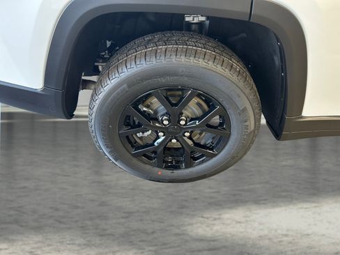 New 2026 Jeep Grand Cherokee L 4WD image 23
