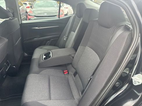 Used 2025 Toyota Camry LE w/ Convenience Package image 33