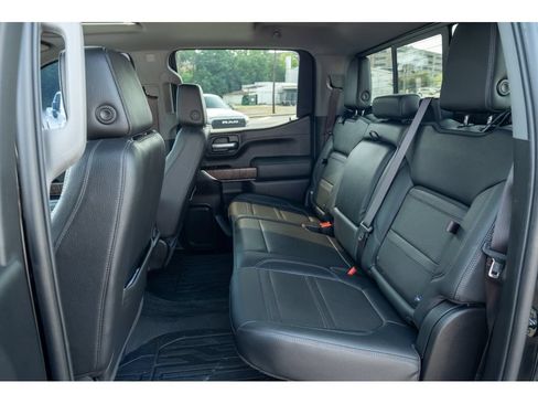 Used 2021 GMC Sierra 1500 Denali w/ Denali Ultimate Package AWD/4WD image 13