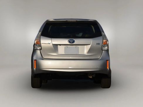 Used 2013 Toyota Prius V Three image 13