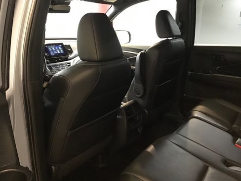 Used 2022 Honda Passport EX-L image 12