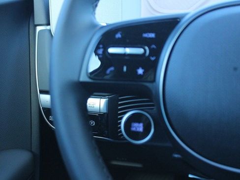 New 2024 Hyundai Ioniq 5 SEL image 32