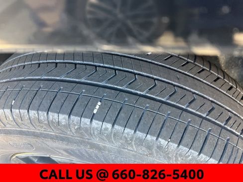 Used 2024 Toyota Tundra Platinum AWD/4WD image 13