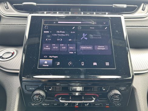 New 2025 Jeep Grand Cherokee Altitude image 29