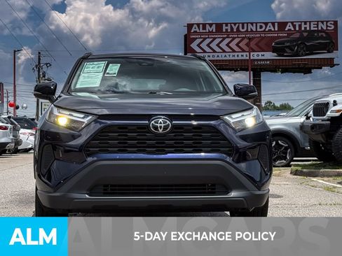 Used 2025 Toyota RAV4 XLE w/ Convenience Package FWD image 3