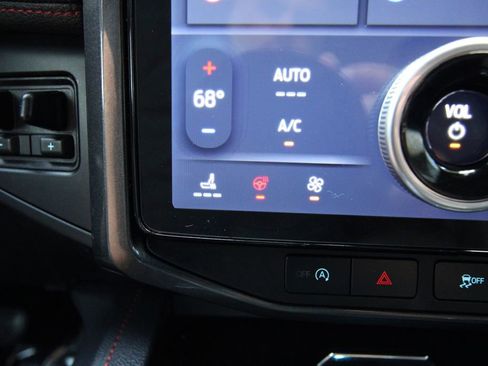 Used 2023 Ford Expedition Max Limited image 31