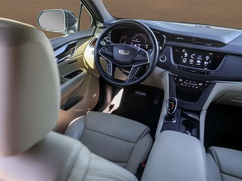 Used 2019 Cadillac XT5 Luxury image 27