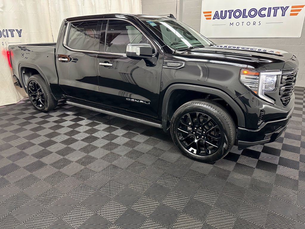 Used 2023 GMC Sierra 1500 Denali Ultimate AWD/4WD image 2