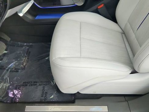 Used 2024 Cadillac Lyriq Sport image 35