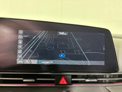 Used 2025 Hyundai Elantra SEL FWD image 21