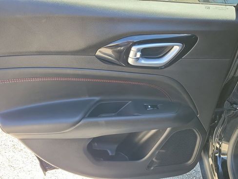 Used 2025 Jeep Compass Trailhawk w/ Trailhawk Elite Group image 14