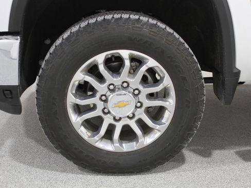 Certified 2024 Chevrolet Silverado 2500 LTZ w/ LTZ Convenience Package image 23