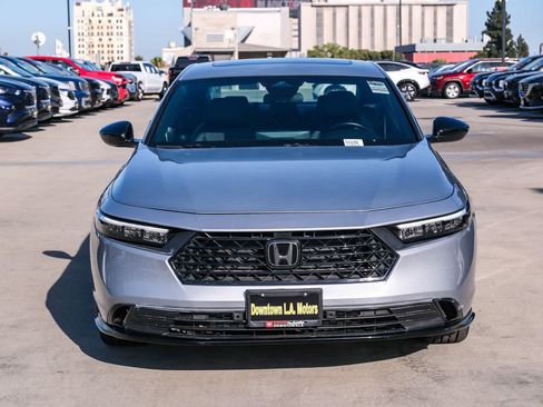 Used 2024 Honda Accord Sport image 2