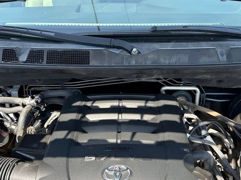 Used 2015 Toyota Sequoia Limited RWD image 10