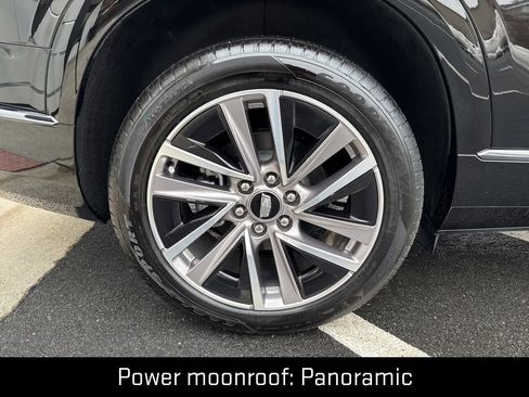 Used 2026 Cadillac Vistiq Sport image 9